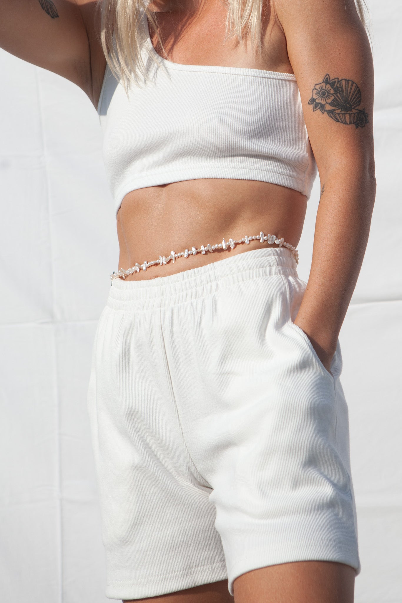 balm wears organic cotton rib short white